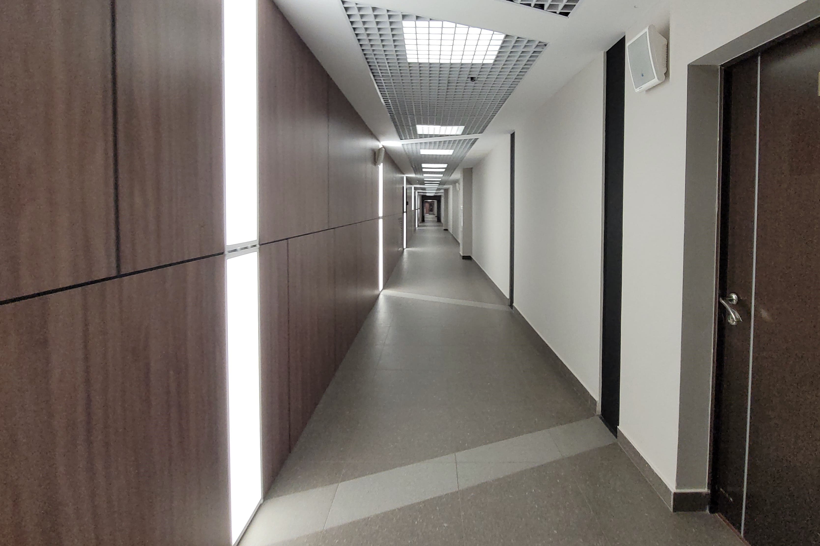 Офисное помещение 576 кв. м. в бизнес-центре Центр Международной Торговли